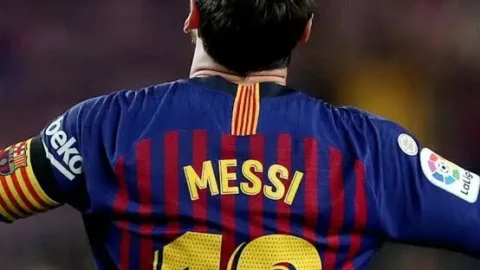 Lionel Messi: Greatest Football Artist